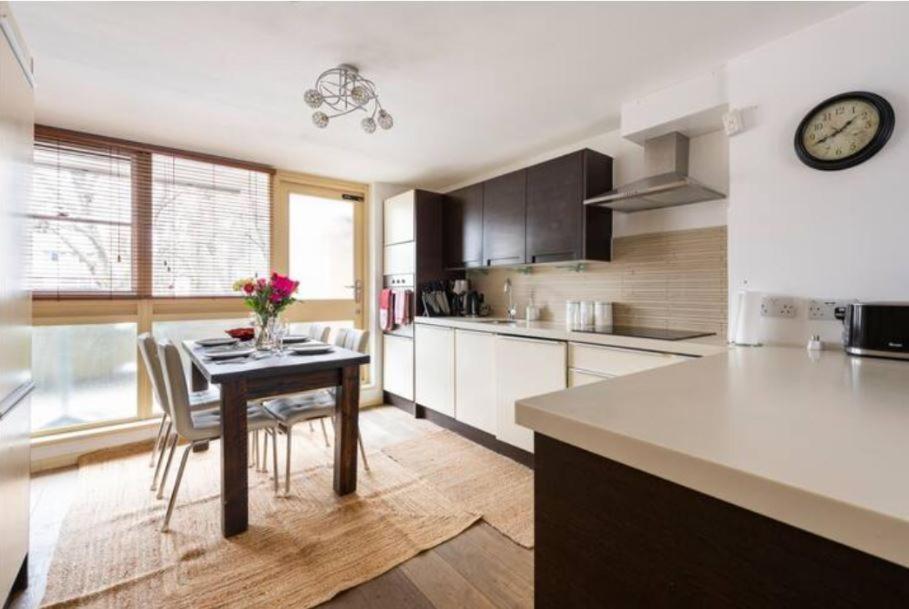 Super Central Beautiful Three Bedroom London Exterior foto